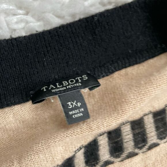 Tablets Winter Themed Open Cardigan Sweater - Picture 2 of 3